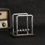 Newton's Cradle Steel Balls